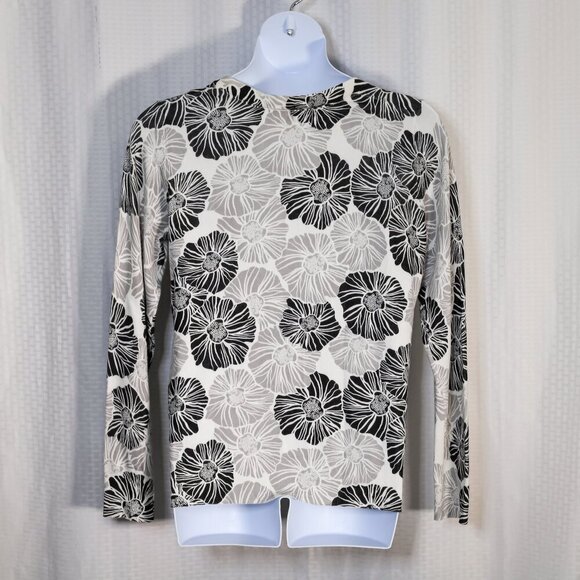 White Stag Size XL Grey/black/white floral pattern scoop neck button down cardig - Picture 6 of 11